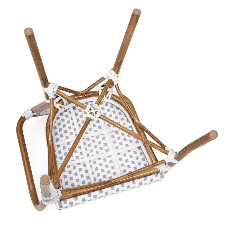 Lot de 4 chaises bistrot Lourdes Thonet empilables avec accoudoirs, en rotin PE et cadre en aluminium, pour l'intérieur et l'extérieur, de la marque Flash Furniture