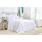 Couvre-lit king size EY Essentials Vance Dove King à motif géométrique chevron matelassé