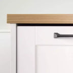 Îlot de cuisine à 6 tiroirs – Style champêtre, blanc et érable muscade, 47,25 po L