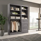 Système de rangement de placard 61 po de transition gris/blanc avec tiroirs – Simple