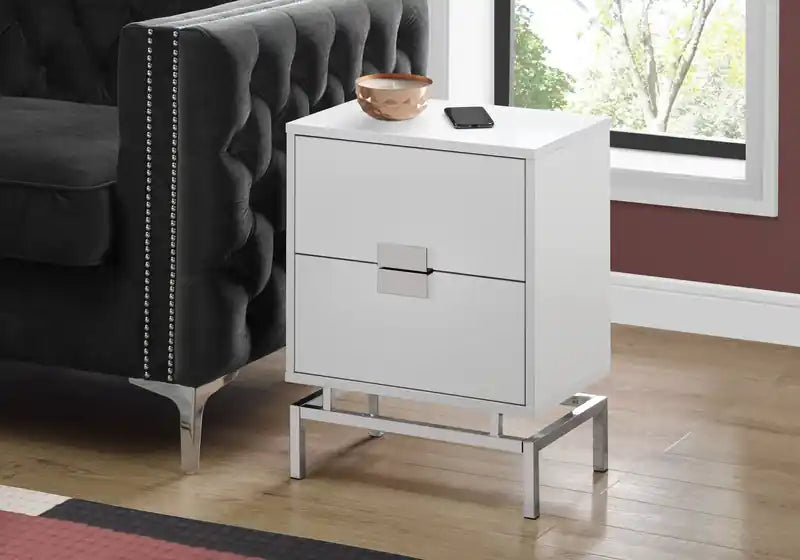Table d'appoint en métal chromé blanc brillant