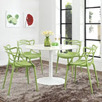 Ensemble de 4 chaises en plastique intriqué