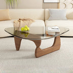 Table basse triangulaire en bois avec plateau en verre